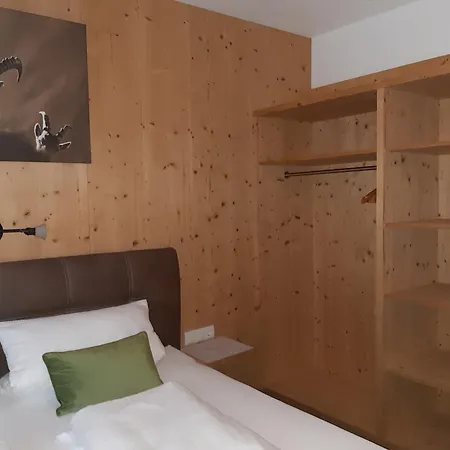 Haus Wildschuetz 힙파흐