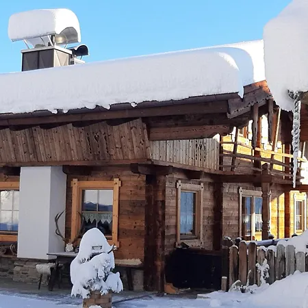 Haus Wildschuetz アパート ヒパッハ